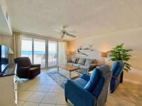 Wind Drift 102S by ALBVR - 2BR, 2BA Beautiful Upgraded Beachfront Condo near Flora Bama, Outdoor Pools and Tennis Courts